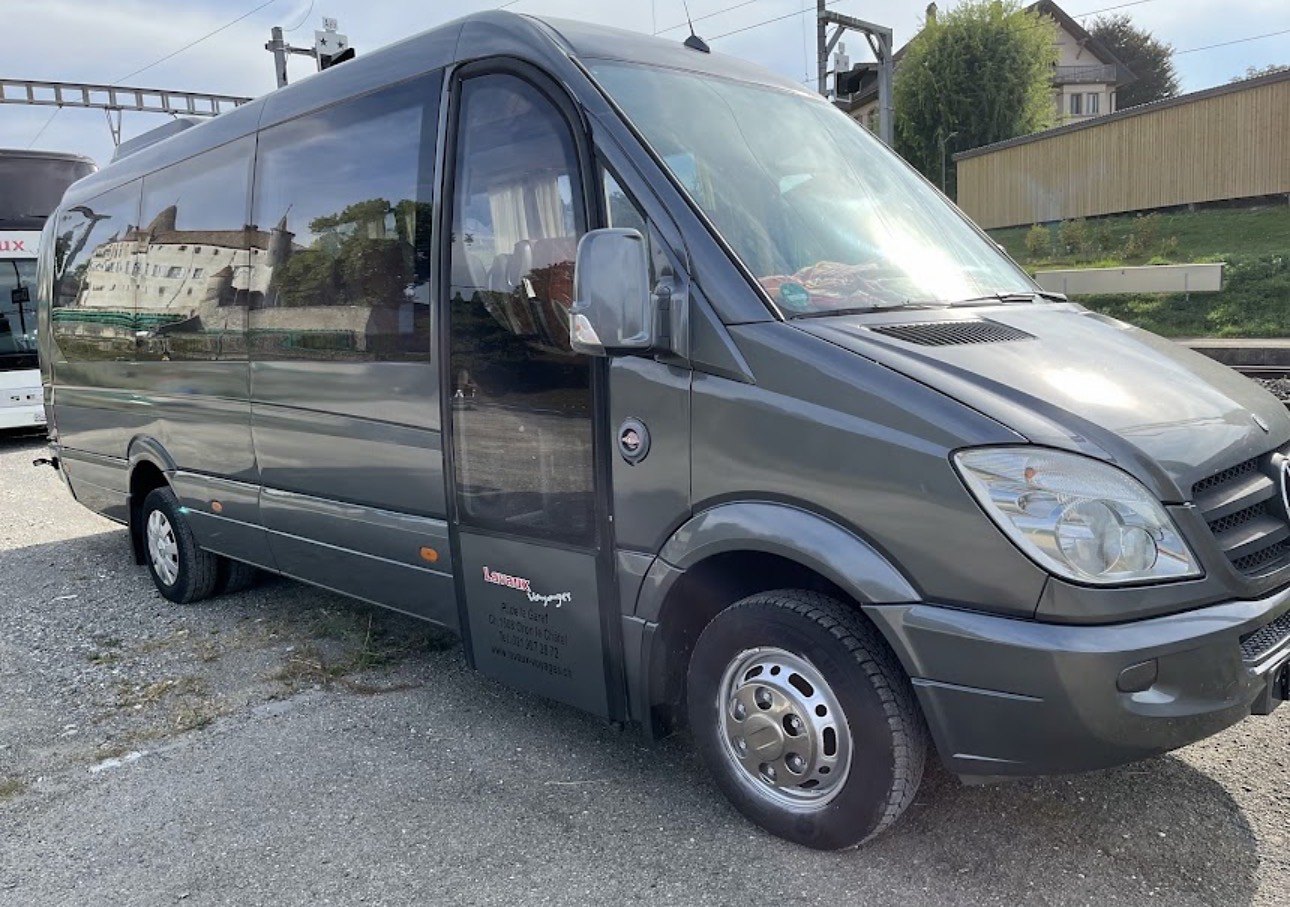 Minibus pour petits groupes